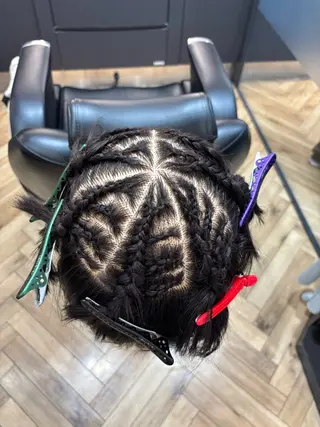 ヘアーサロン爽下北沢所属・Okada Ryuhouのヘアスタイル