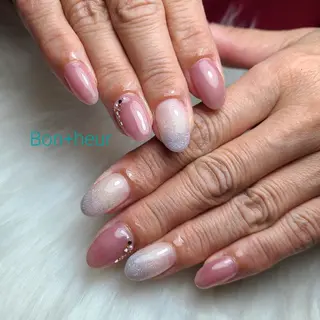 ネイル 宮口 紗子のネイルデザイン