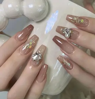 ネイル AB マツエクネイルサロンのネイルデザイン