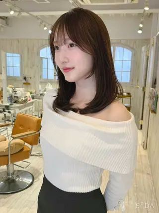 ロング ハイレイヤー/顔周り /レイヤーカットのヘアスタイル