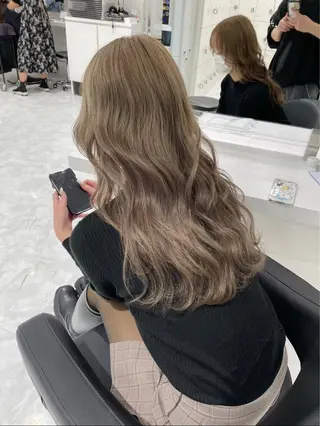 セミロング カラー 赤みなし艶カラー🍈 ユウナ🍈🤍のヘアスタイル
