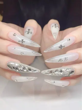 ネイル moca by Lee 心斎橋店所属・moca心斎橋 Mizuki🎀のネイルデザイン