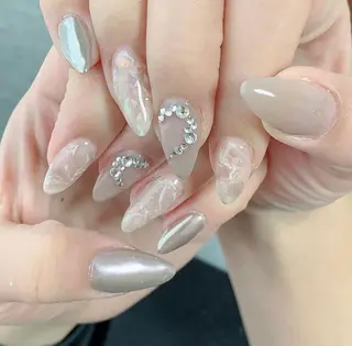 ネイル 加藤 優子のネイルデザイン