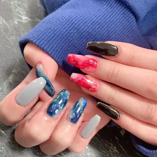 ネイル 💅ネイルハウス🏡 🎀TOMO🎀のネイルデザイン