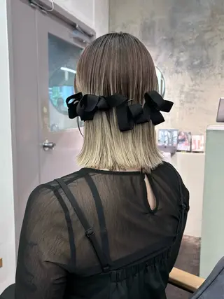 ミディアム ヘアアレンジ karin🌛ボブ 顔周りレイヤーのヘアスタイル