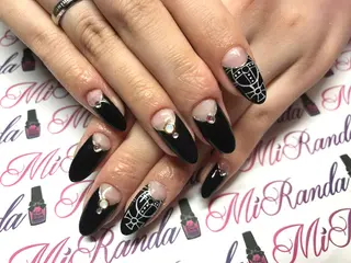 ネイル MiRanda Nail所属・MiRanda 保坂 舞のネイルデザイン