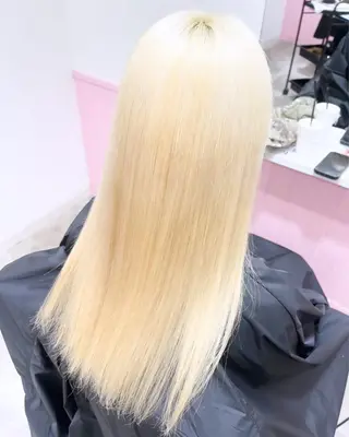 カラー ヘアアレンジ 艶髪ハイトーン/ ブロンド/Nagiのヘアスタイル