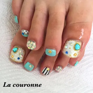 ネイル Lacouronne NATSUMIのネイルデザイン