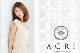 セミロング k. akiraのヘアスタイル