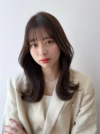ロング カラー 佐藤 悠衣/透明感 カラー/似合わせ前髪のヘアスタイル