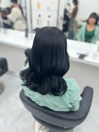 ロング カラー ヘアアレンジ 艶髪ハイトーン🫧 Kurehaのヘアスタイル