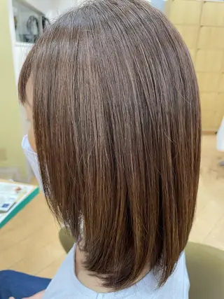 ミディアム 福原 亜祐美のヘアスタイル