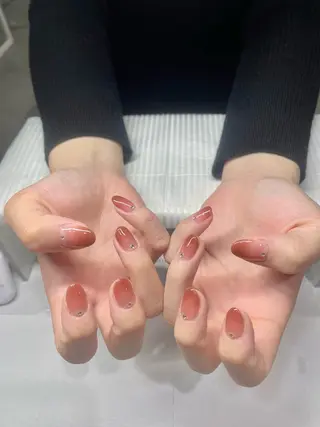 ネイル Lily nail 大濠店所属・Lily 石井のネイルデザイン