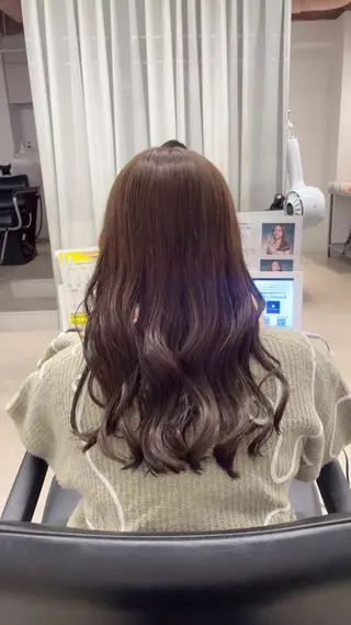 セミロング acoron.池袋所属・モデル様募集中/ 赤髪人気/Renaのヘアスタイル