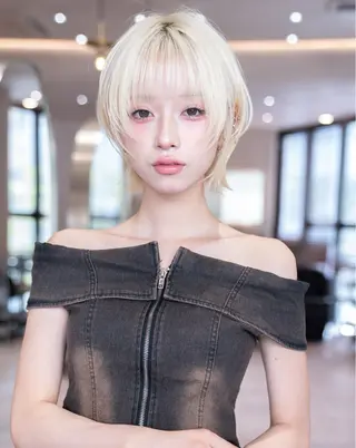 ミディアム カラー 渋谷/レイヤーボブ・ 韓国ボブ特化/楓のヘアスタイル