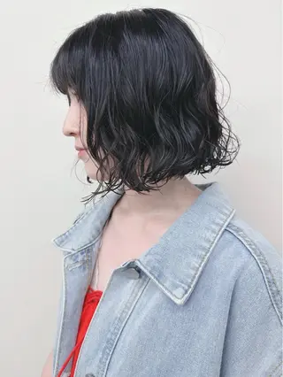 ショート パーマ とうい/くせ毛/ ショート/丸みボブのヘアスタイル