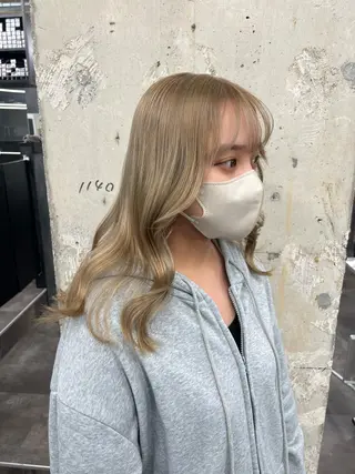 ロング je suis heureuse所属・ハイライトカラー 🌀ゆい❣️のヘアスタイル