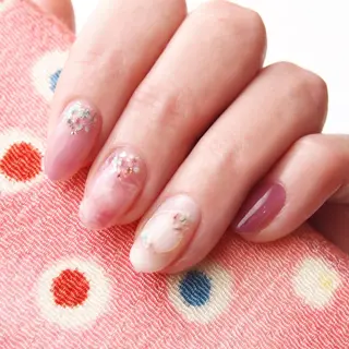 ネイル 山田 麻衣のネイルデザイン