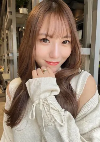 ロング カラー ベージュ/グレージュ 恵比寿/丸山陽平のヘアスタイル