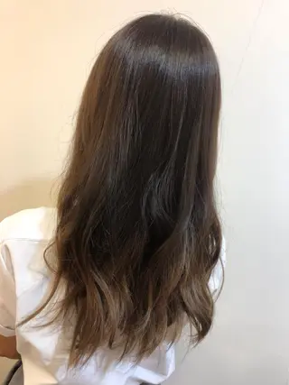 カラー 茅ヶ崎/ハイライト/ ハイトーン/関口実華のヘアスタイル