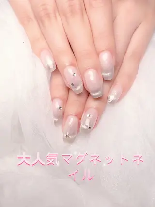 ネイル pink ladyサロン所属・べ にのネイルデザイン