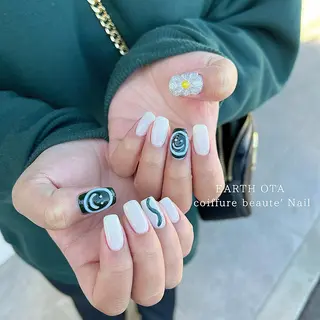 ネイル Rena colore'のネイルデザイン