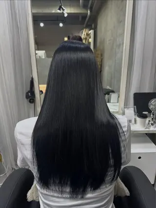 ロング XELM_ Aoiのヘアスタイル