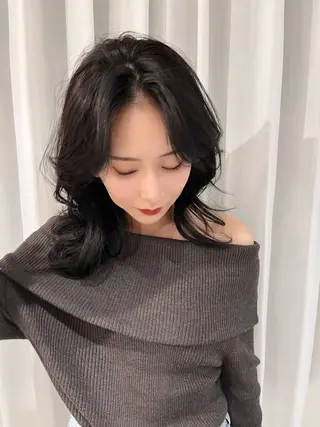 ミディアム カラー 韓国ハッシュカット/ 新宿/髪質改善/岡崎のヘアスタイル