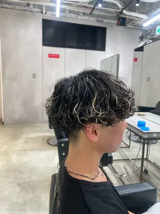 ショート メンズ メンズ特化🔥 パーマ 金子直斗のヘアスタイル