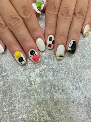 ネイル 安藤 彩乃のネイルデザイン