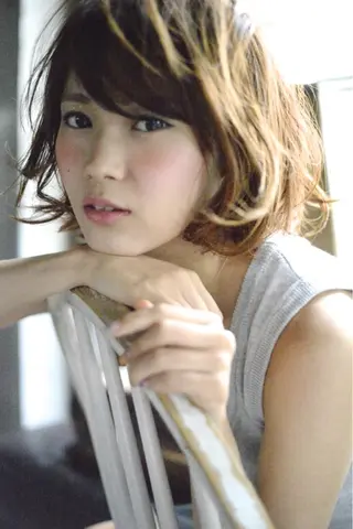 ショート ミディアム カラー パーマ ヘアアレンジ メンズハイトーン メンズバレイヤージュのヘアスタイル