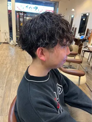 ミディアム パーマ メンズ カット特化型 美容師/栗本のヘアスタイル