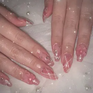 ネイル LUANA所属・LUANA ジュリのネイルデザイン