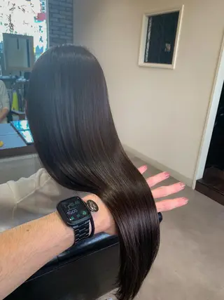 ロング カラー Uni.所属・地毛風ストレート/ 髪質改善/榎本流行のヘアスタイル