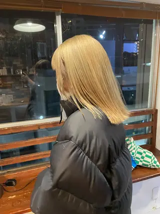 ミディアム カラー silo所属・silo MOKA 顔周りカット🦦のヘアスタイル