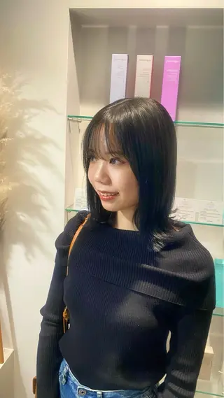 ミディアム カラー aimee 北垣 愛夏のヘアスタイル