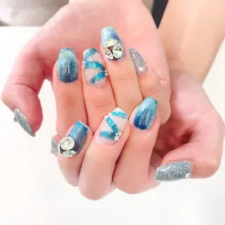 ネイル Kira-ra所属・Kira-ra💎 KIRARIのネイルデザイン