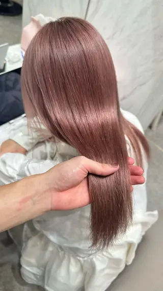 セミロング カラー ケアブリーチ 韓国レイヤーKYONのヘアスタイル