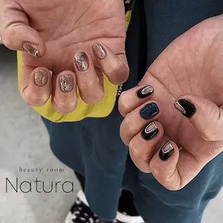 ネイル マツエク・マツパ アイブロウ beautyroom Naturaのネイルデザイン
