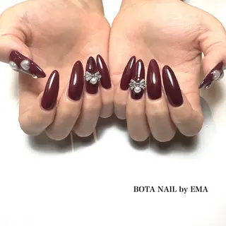 ネイル BOTANAIL 本厚木駅前店所属・BOTANAIL 本厚木店　EMAのネイルデザイン