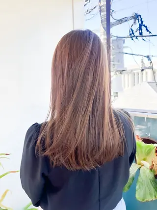 セミロング カラー 艶カラー🫧 猿渡 響のヘアスタイル