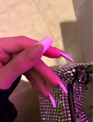 ネイル VENUS BELT新宿店所属・Venus belt /Reinaのネイルデザイン