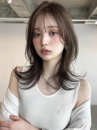 セミロング ✨透明感カラー✨ yukaのマツエク・マツパデザイン