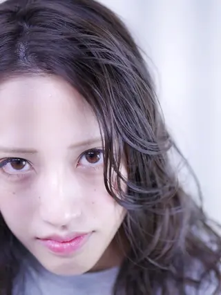 セミロング カラー 森田 一輝のヘアスタイル