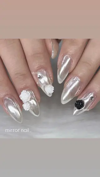 ネイル Two YUZUKIのネイルデザイン