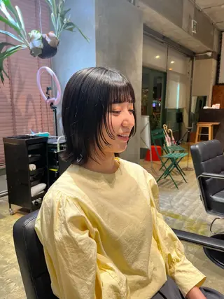 ショート カラー 渡邊 彩乃のヘアスタイル