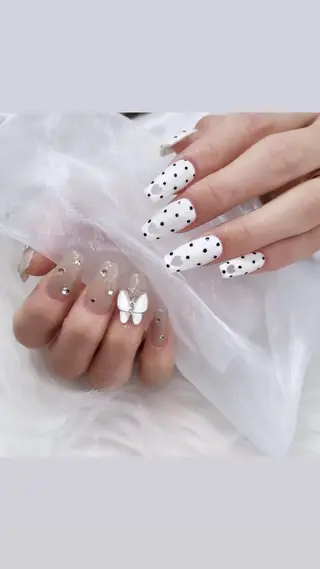 ネイル 高草木 桃香のネイルデザイン