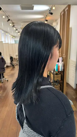 ミディアム カラー MAKE'S所属・石坂 暢大のヘアスタイル