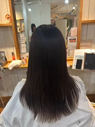 セミロング 楠 沙羅のヘアスタイル