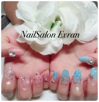 ネイル Nail salon Evranのネイルデザイン